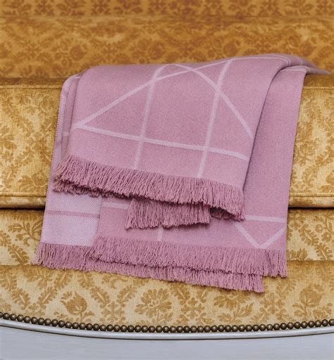 pink dior blanket